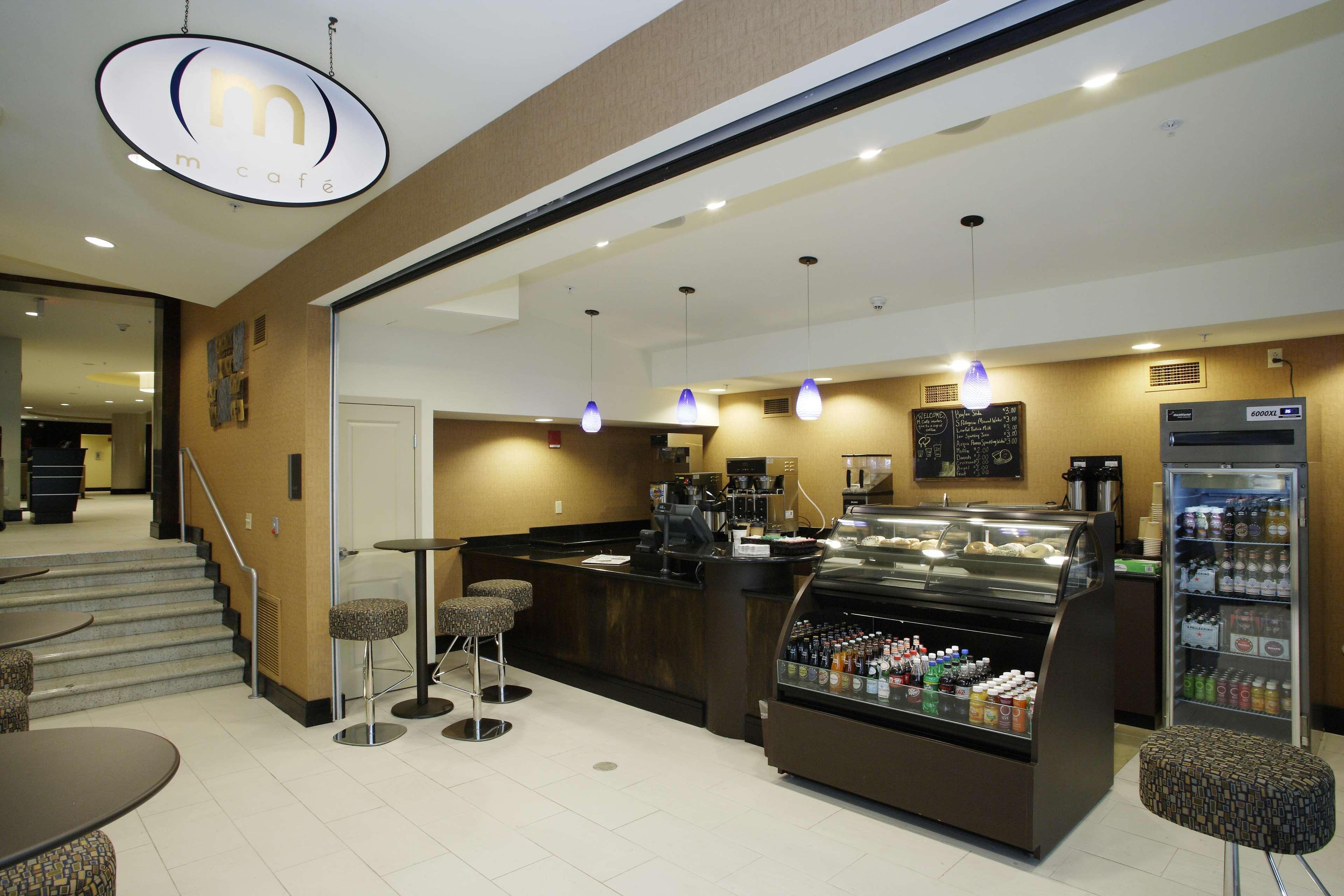 Hotel Doubletree By Hilton Downtown 4*